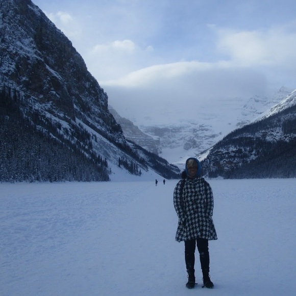 Meet your Posher, Deirdre - Picture 1 of 1